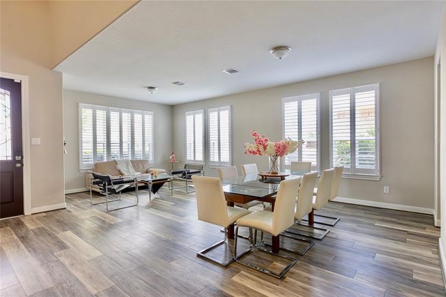 2208 Rocky Shores Ln, House other with 4 bedrooms, 4 bathrooms and 2 parking in Pearland TX | Image 4