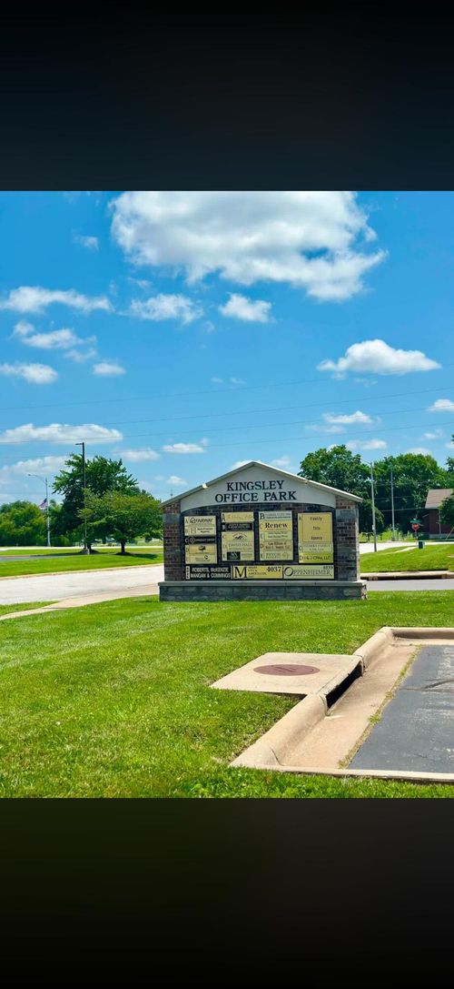 a101-1350 E Kingsley Street, Springfield, MO, 65804 | Card Image
