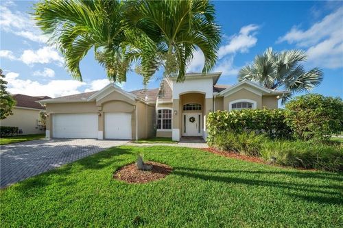 408 N Key Lime Sq Sw, Vero Beach, FL, 32968-3800 | Card Image
