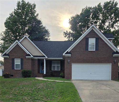 4242 Pete Warner Ct, Hope Mills, NC, 28348-1826 | Card Image