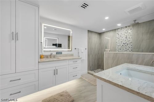 303-6075 Pelican Bay Blvd, NAPLES, FL, 34108-8170 | Card Image