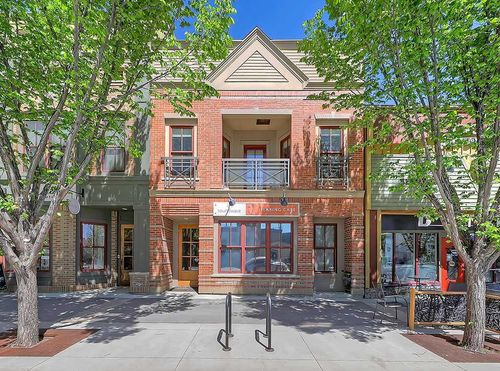 {{alt}} | Card Image