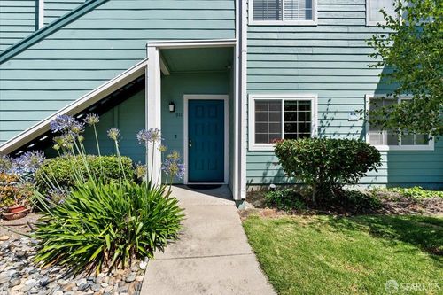 911 Waterford Place, Pinole, CA, 94564 | Card Image
