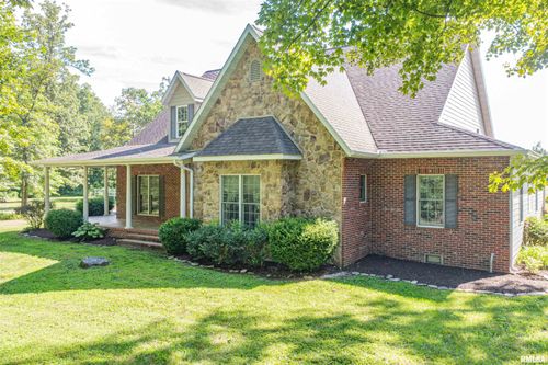 5315 Lois Ln, Salem, IL, 62881-7219 | Card Image