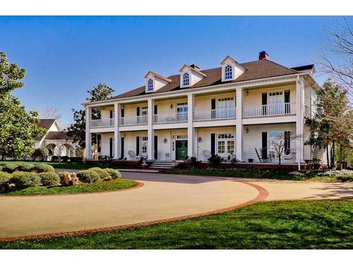 1501 N Starr Dr, Fayetteville, AR, 72701-2935 | Card Image