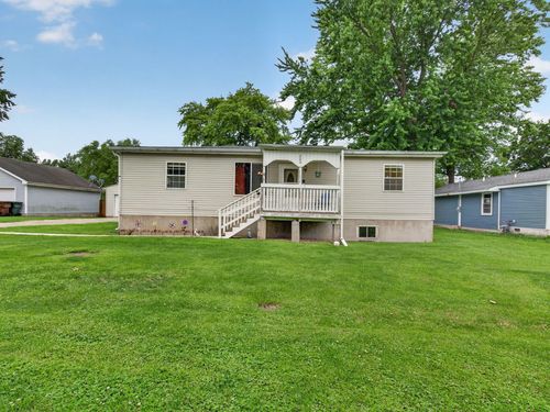 209 S East St, Gardner, IL, 60424-6205 | Card Image
