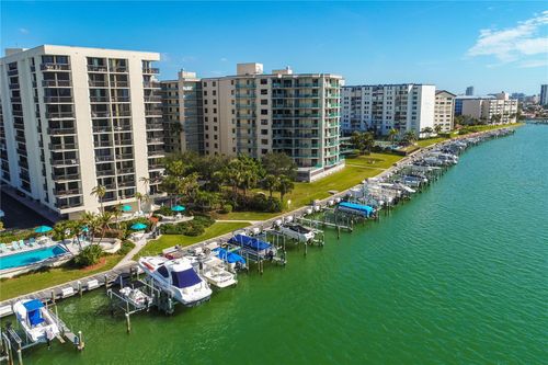 408-690 Island Way, CLEARWATER BEACH, FL, 33767-1926 | Card Image