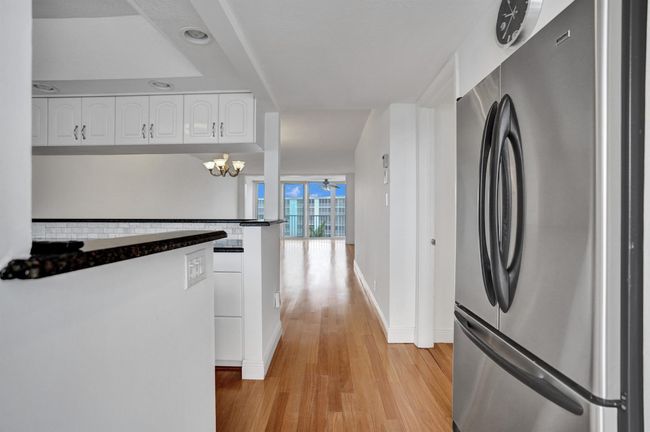 APT-918C - 3300 S Ocean Blvd, Condo with 2 bedrooms, 2 bathrooms and null parking in Highland Beach FL | Image 24