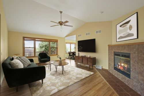 402 Matterhorn Drive, Verona, WI, 53593 | Card Image