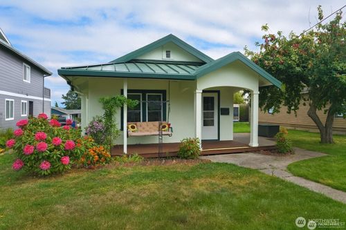 2023 K Ave, Anacortes, WA, 98221-3717 | Card Image