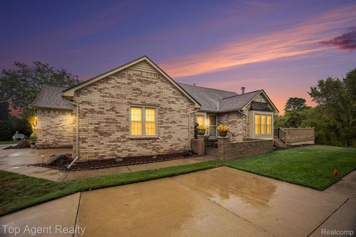 43378 Riverbend Blvd, Clinton Township, MI, 48038-2475 | Card Image