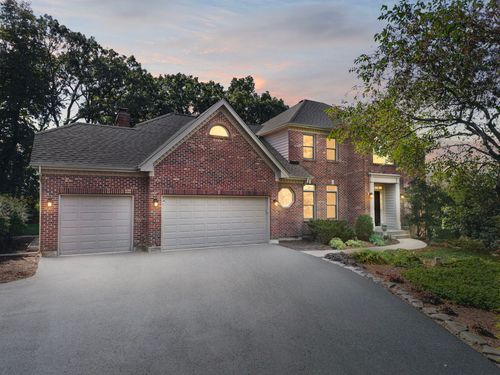 6N679 Colonel Bennett Ln, St. Charles, IL, 60175-5721 | Card Image