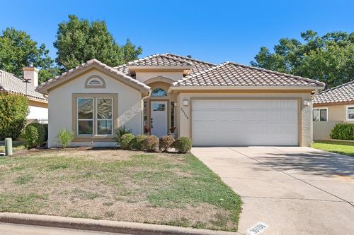 30108 Hacienda Ln, Georgetown, TX, 78628-1156 | Card Image