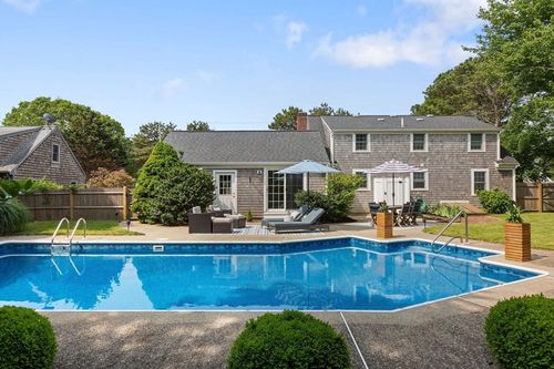 34 Violet Glen Rd, South Yarmouth, MA, 02664-1780 | Card Image