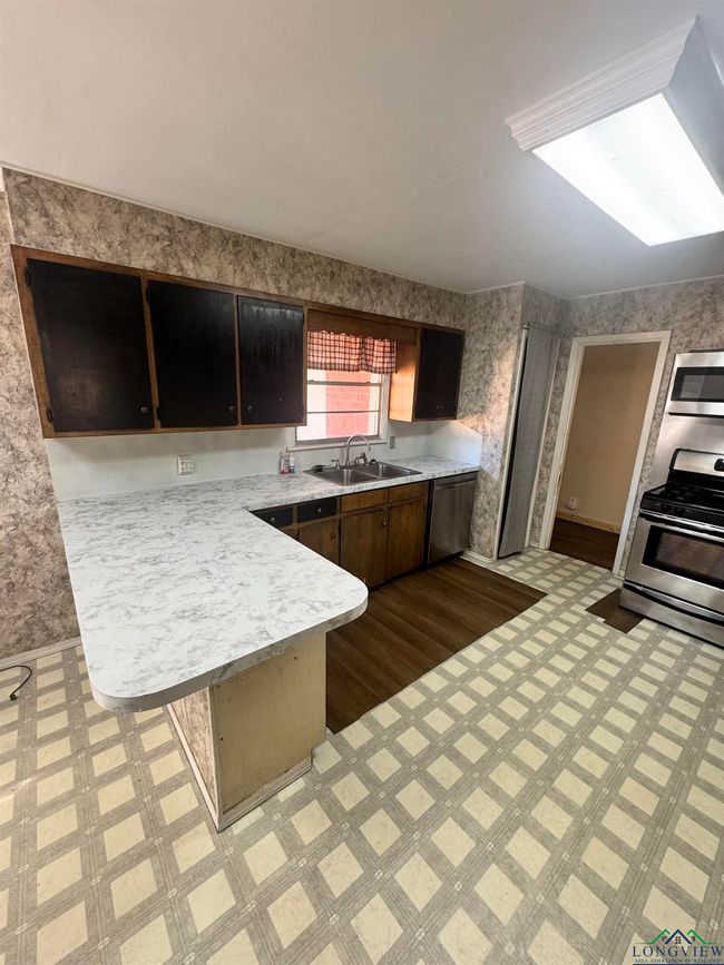 4615 S Sego Lilly Rd, House other with 4 bedrooms, 2 bathrooms and null parking in New Diana TX | Image 10