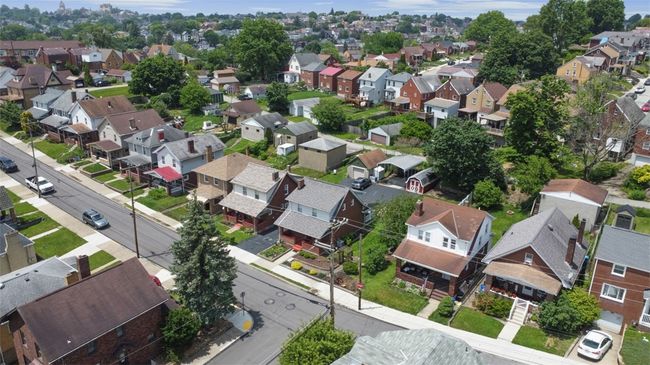 2830 Castlegate Ave, House other with 3 bedrooms, 2 bathrooms and 3 parking in Brookline PA | Image 37