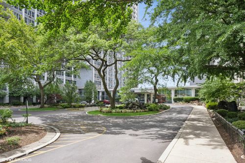 apt-925-4250 N Marine Dr, Chicago, IL, 60613-1711 | Card Image