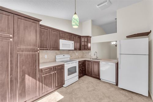 3246-3246 Carambola Cir S, Coconut Creek, FL, 33066-2133 | Card Image