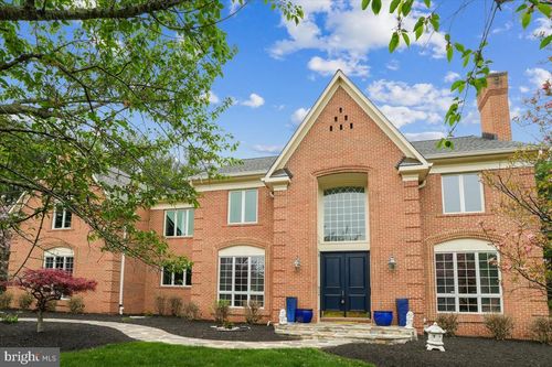 12640 Travilah Rd, POTOMAC, MD, 20854-1082 | Card Image