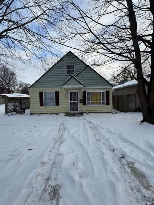 810 Mckinnie Avenue, Fort Wayne, IN, 46806 | Card Image