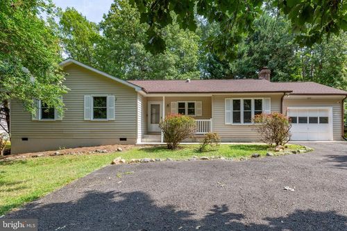 1217 Lakeview Pkwy, LOCUST GROVE, VA, 22508-5232 | Card Image