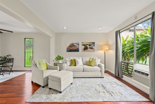 88-98-1372 D Nola Street, Pearl City, HI, 96782 | Card Image