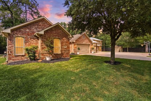 1680 Beech Dr, Conroe, TX, 77385-9715 | Card Image