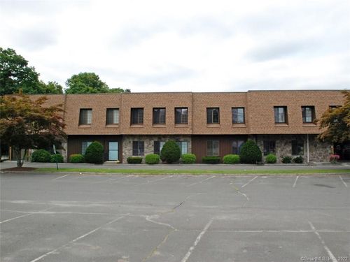 106-304 Federal Rd, Brookfield, CT, 06804-2422 | Card Image