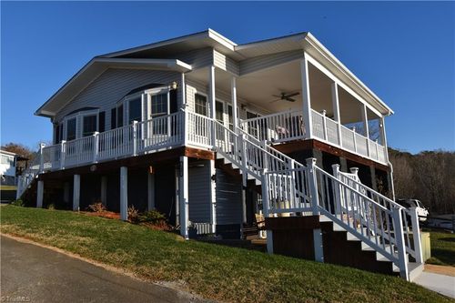 107 Dare Ln, Badin Lake, NC, 28127 | Card Image