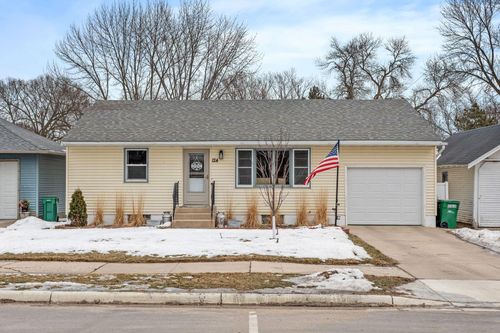 124 Hickory St N, Lester Prairie, MN, 55354-7743 | Card Image