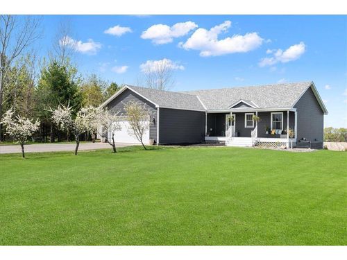 38616 Pine Ave, Center City, MN, 55012-7508 | Card Image