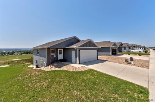 721 Diamond Ridge Blvd, Rapid City, SD, 57703-6870 | Card Image