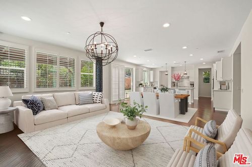 4928 Princess Dr, Agoura Hills, CA, 91301-5380 | Card Image