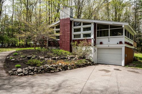 7 Pendexter Rd, Durham, NH, 03824-2108 | Card Image