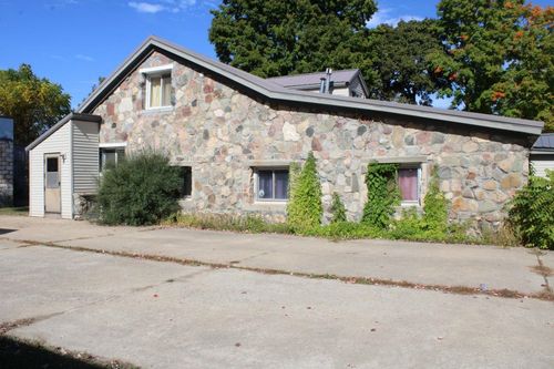 316 S Coral St, Kalkaska, MI, 49646-7957 | Card Image