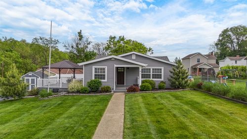 13 Chestnut St, Sturgeon, PA, 15082-1005 | Card Image