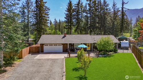 13634 439th Ave Se, North Bend, WA, 98045-9237 | Card Image