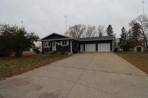 501 Western St, New Munich, MN, 56356-7422 | Card Image