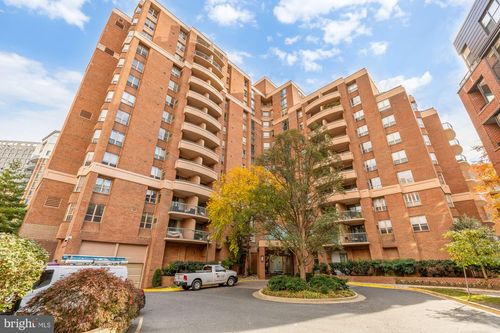 614-4808 Moorland Ln, BETHESDA, MD, 20814-6186 | Card Image