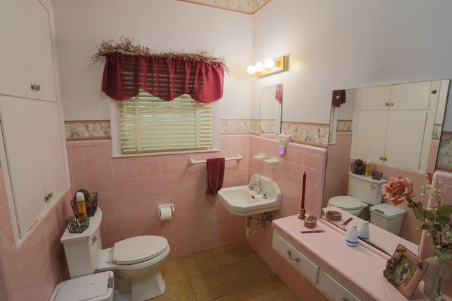 1000 S Harrison St, House other with 4 bedrooms, 4 bathrooms and null parking in McGregor TX | Image 19