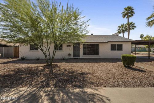 8227 E Hubbell St, Scottsdale, AZ, 85257-2828 | Card Image