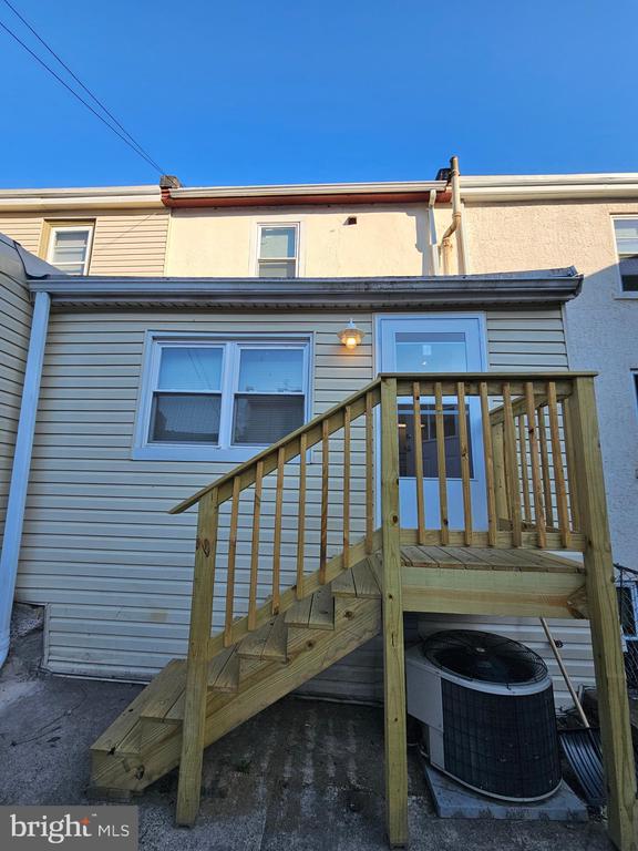 Residential in PHILADELPHIA 4
