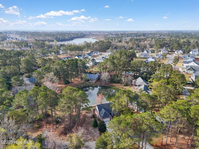 102 E Sanderling Cir, House other with 2 bedrooms, 2 bathrooms and 2 parking in Hampstead NC | Image 48