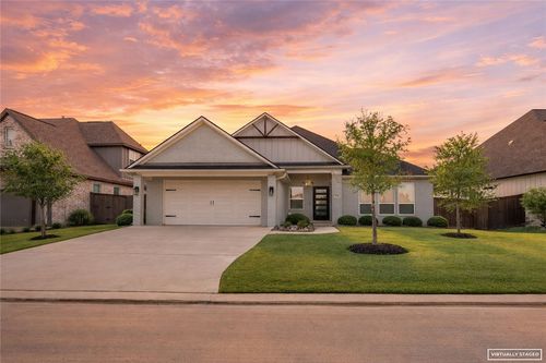1736 Blanco Bend Dr, College Station, TX, 77845-5320 | Card Image
