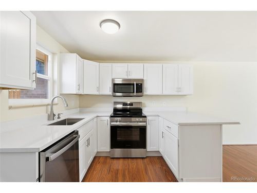 5846 S Pearl St, Centennial, CO, 80121-1133 | Card Image