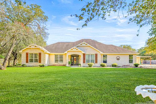 412 Cimarron Dr, Floresville, TX, 78114-4512 | Card Image