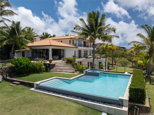 552 Moaniala St, Honolulu, HI, 96821-2569 | Card Image
