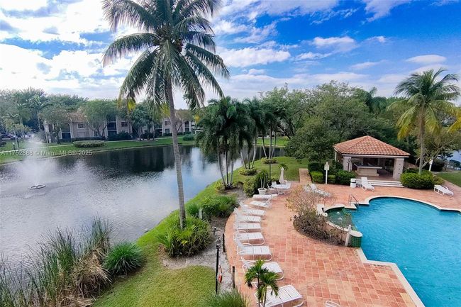 APT-204 - 12106 Saint Andrews Pl, Condo with 2 bedrooms, 1 bathrooms and null parking in Miramar FL | Image 27