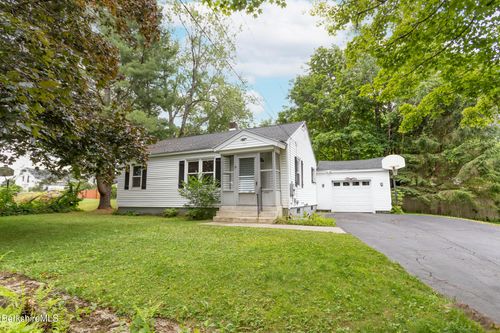 35 Beverly St, Dalton, MA, 01226-1002 | Card Image