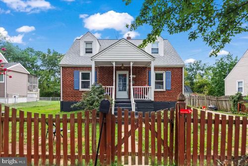 4206 74th Pl, HYATTSVILLE, MD, 20784-2306 | Card Image